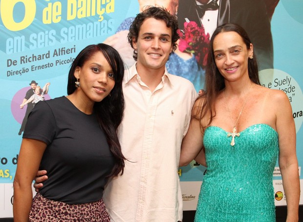 Aparecia Petrowky, Felipe Dylon e Maria Lucia Priolli na estreia "Seis Horas de Dança" (Foto: Henrique Oliveira / Foto Rio News)