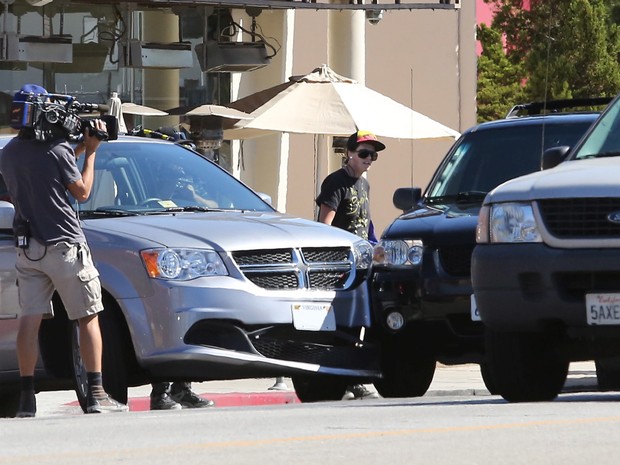 X17 - Equipe do programa da família Kardashian se envolve em acidente com paparazzo em Los Angeles, nos Estados Unidos (Foto: X17/ Agência)