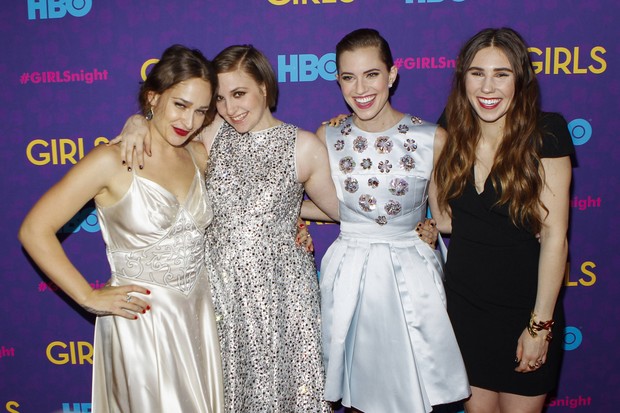 Premiere da serie Girls em Nova York - Jemima Kirke, Lena Dunham, Allison Williams e Zosia Mamet (Foto: Reuters / Agência)