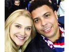 Celina Locks posta selfie com Ronaldo e se declara: 'Te amo'