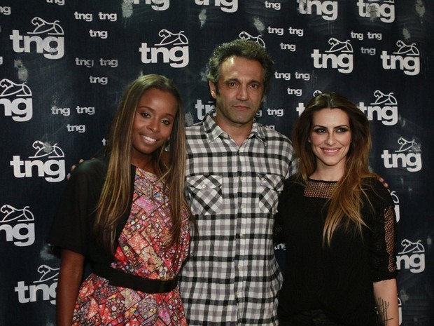 Roberta Rodrigues, Domingos Montagner e Cleo Pires no Fashion Rio (Foto: Isac Luz / EGO)