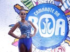 Sabrina Sato usa look curtinho para assistir a desfiles na Sapucaí, no Rio