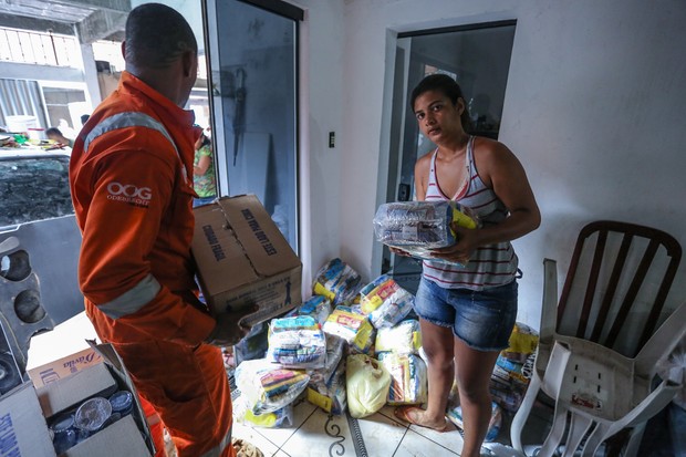 Donativos de Rafa e Pipo Marques para as vítimas da enchente de Salvador (Foto: Divulgação)