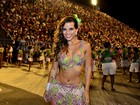 Mais magra, Renata Santos quer fantasia pequeninha no carnaval