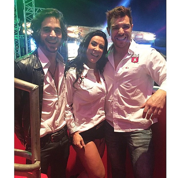 Fiuk, Scheila Carvalho e ex-BBB Cézar Lima em festa em Divinópolis, Minas Gerais (Foto: Instagram/ Reprodução)