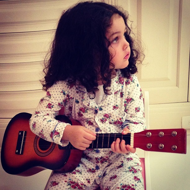 Tania Mara ganha serenata de Maysa no Dia das Mães (Foto: Reprodução/Instagram)