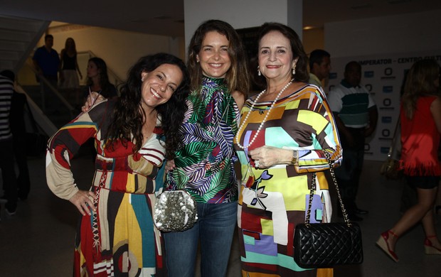 Bebel Gilberto, Claudia Abreu e Lucinha Araújo (Foto: Manuela Scarpa/Foto Rio News)
