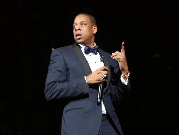 Jay-Z se apresenta em festa de réveillon em Nova York, nos Estados Unidos (Foto: Johnny Nunez/ Getty Images/ Agência)