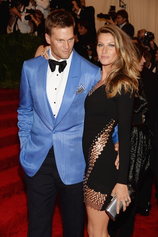 Tom Brady e Gisele Bündchen no baile do MET (Foto: AFP)