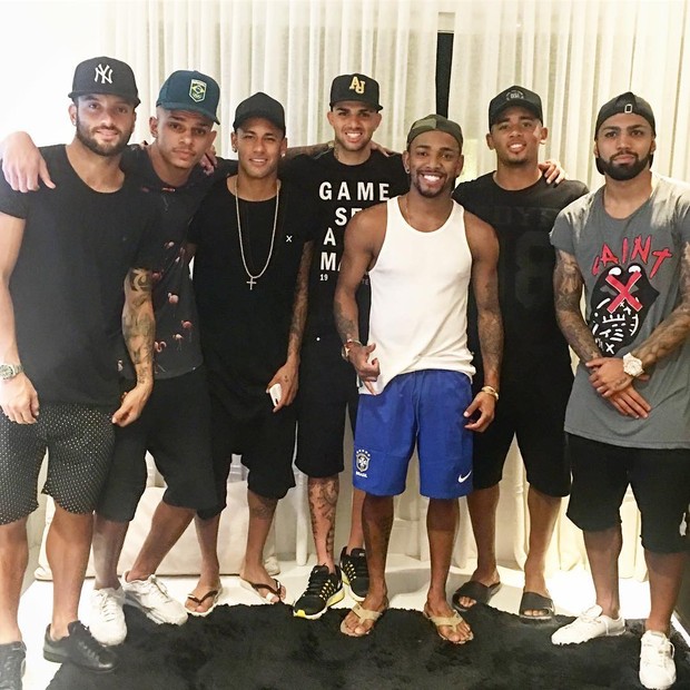 Nego do Borel recebe Neymar e amigos em casa (Foto: Instagram / Reprodução)