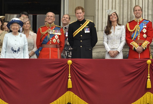 Família real comemora aniversário da Rainha Elizabeth II (Foto: REUTERS/Toby Melville)