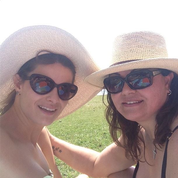 Isabelli Fontana e a mãe (Foto: Instagram/Reprodução)