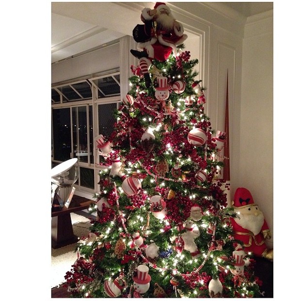 Árvore de Natal de Adriane Galisteu (Foto: Instagram)