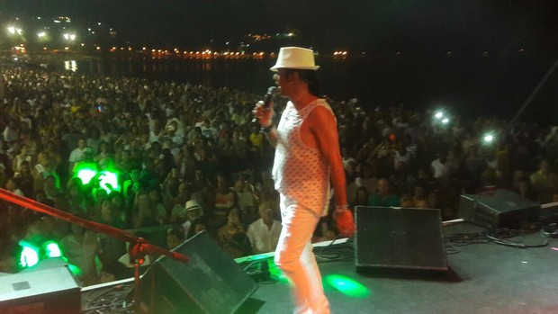 Elymar Santos fez show no réveillon para mais de 10 mil pessoas no Rio de Janeiro (Foto: Divulgação)