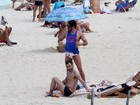 Veja mais fotos de Marc Jacobs com o namorado na praia de Ipanema