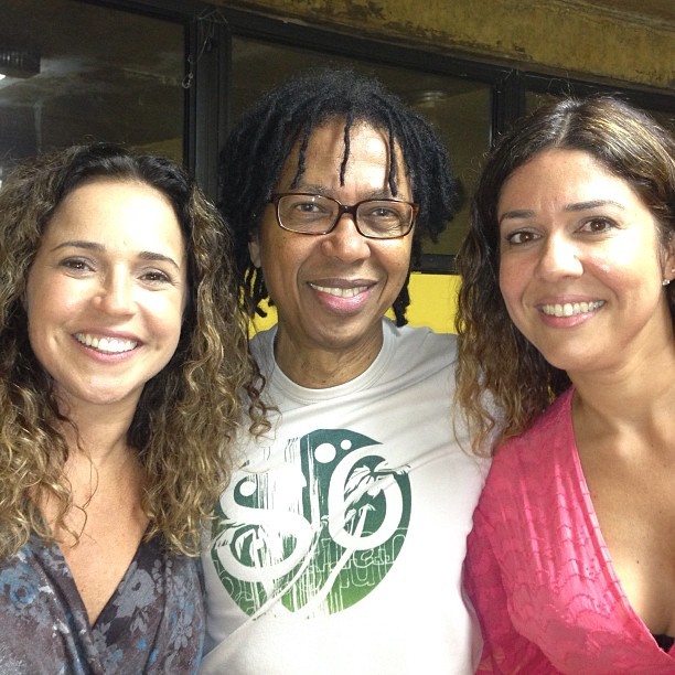 Daniela Mercury e Malu Verçosa com Djavan em Salvador, na Bahia (Foto: Instagram/ Reprodução)