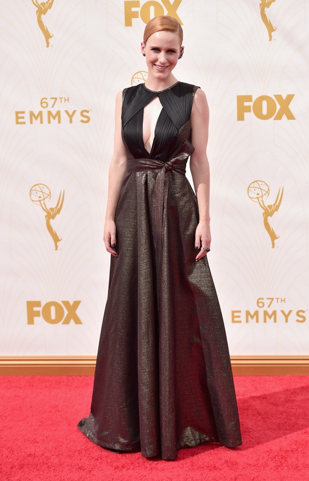 Rachel Brosnahan no Emmy Awards (Foto: Getty Images)