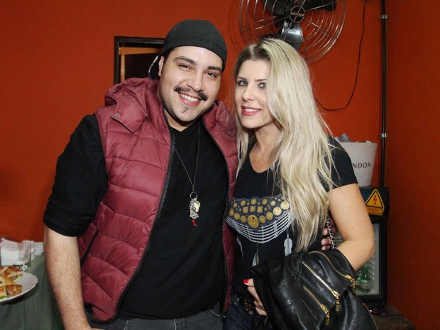 Tiago Abravanel e Iris Stefanelli em show em São Paulo (Foto: Thiago Duran/ Ag. News)