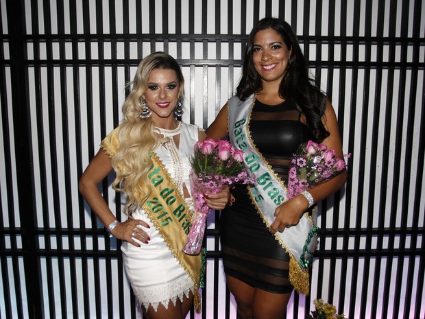 Fran, do Rio Grande do Sul, e Madaleine, de Pernambuco, na final do concurso Gata do Brasil em São Paulo (Foto: Celso Tavares/ EGO)