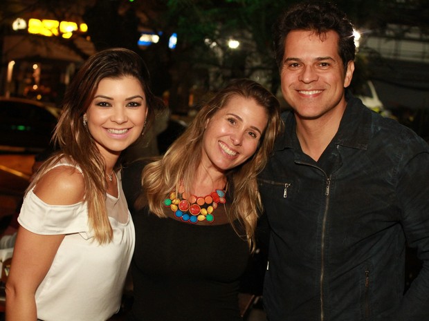 Amanda Françozo, Andréa Sorvetão e Juan Alba em festa no Rio (Foto: Marco Macedo/ Divulgação)