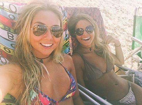 Carolina Portaluppi e amiga (Foto: Reprodução/Instagram)