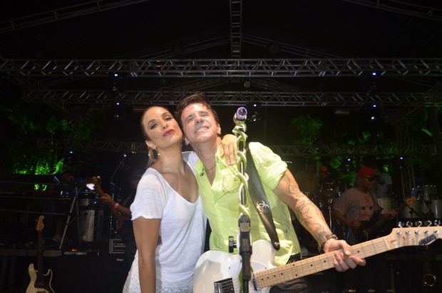 Ivete Sangalo com Tuca Fernandes em show em Salvador, na Bahia (Foto: Fred Pontes/ Divulgação)