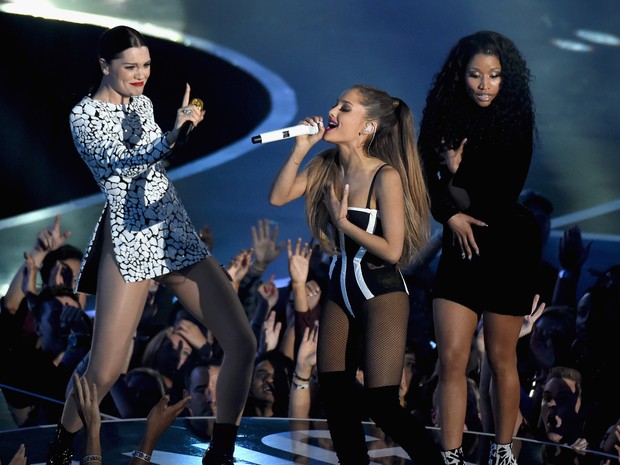 Jessie J, Ariana Grande e Nicki Minaj se apresentam no VMA em Los Angeles, nos Estados Unidos (Foto: Michael Buckner/ Getty Images/ AFP)