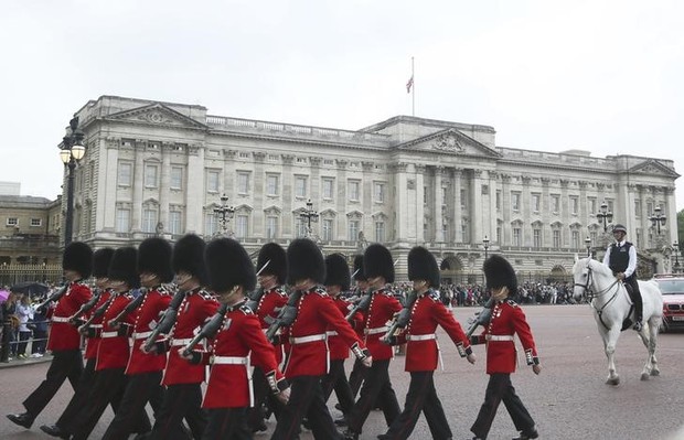 Palácio de Buckingham, em Londres (Foto: Reuters)