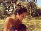 Giovanna Ewbank posta foto de biquíni com a filha, Titi