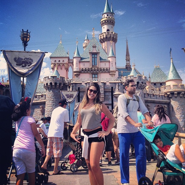 Danielle Favatto curte viagem a Disney (Foto: Reprodução / Instagram)