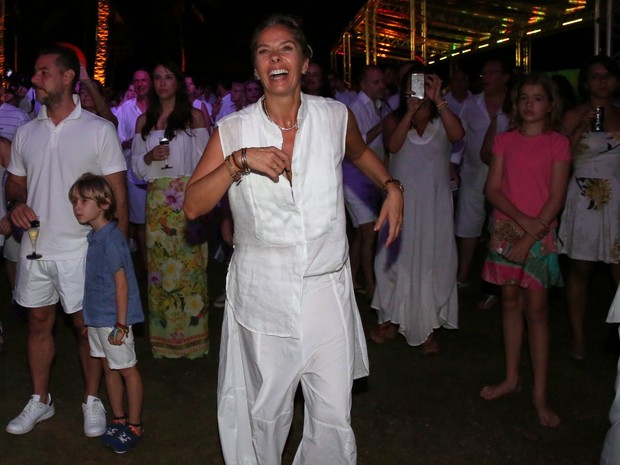 Adriane Galisteu em show em Salvador, na Bahia (Foto: Denilson Santos/ Ag. News)