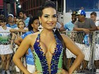 Shayene Cesário e Veridiana Freitas usam looks sensuais na Sapucaí