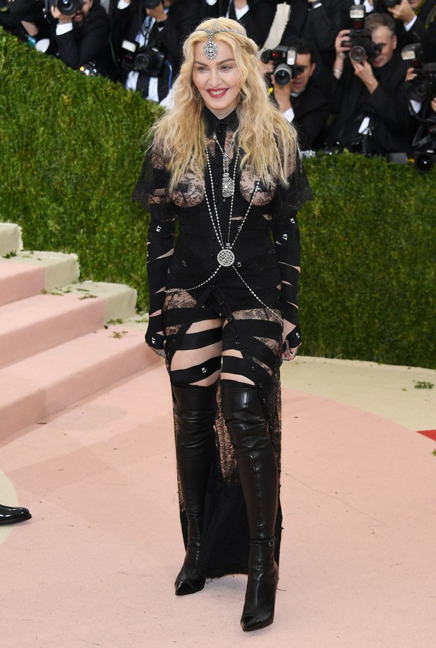 Madonna no baile de gala do MET (Foto: Getty Images)