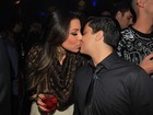 Thammy Miranda e Andressa Ferreira trocam beijos em festa
