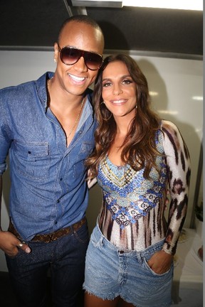 Léo Santana e Ivete Sangalo em show em Salvador, na Bahia (Foto: Fred Pontes/ Divulgação)
