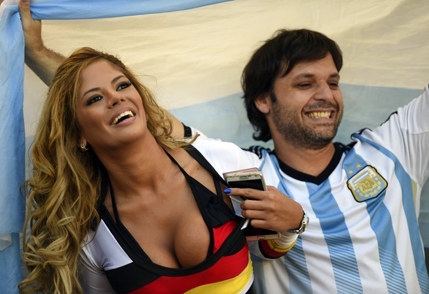 Riquelme alemã faz sucesso com argentinos (Foto: FABRICE COFFRINI / AFP)