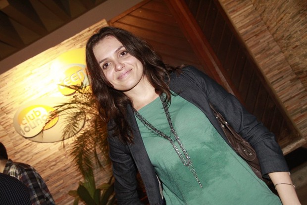 Monica Iozzi em festa no Rio (Foto: Isac Luz/ EGO)