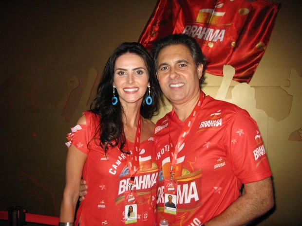 Lisandra Souto e namorado (Foto: Luciana Monteiro / AgNews)