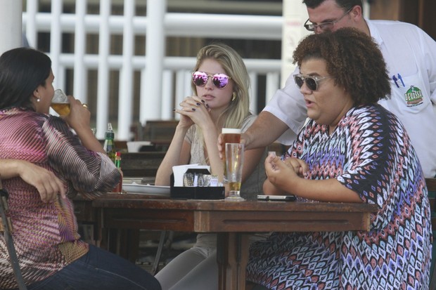 Bárbara Evans almoça com GOminho (Foto: Dilson Silva / AgNews)