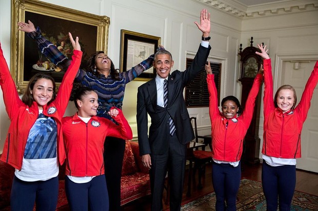  Barack Obama e Michelle Obama deixaram a formalidade de lado durante comemoração na Casa Branca com os atletas que participaram da Olimpíada no Rio 2016  (Foto: Reprodução do Instagram)