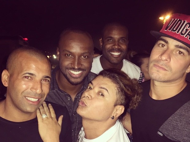 Emerson Sheik, Thiaguinho, David Brazil, Rafael Zulu e Thiago Martins em festa no Rio (Foto: Instagram/ Reprodução)