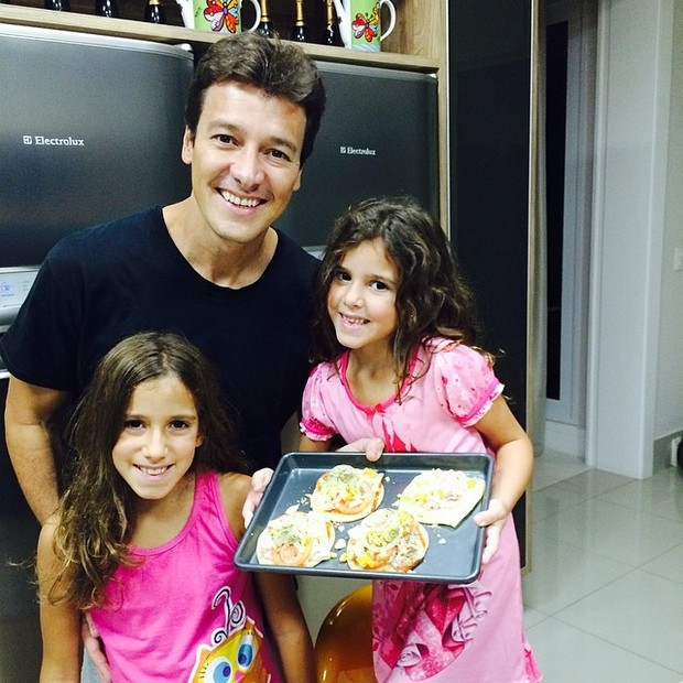 Rodrigo Faro posta foto com as filhas (Foto: Reprodução/Instagram)