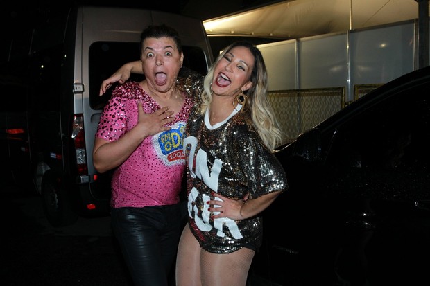 Valesca Popozuda e David Brazil em show no Rio (Foto: Marcello Sá Barretto / AgNews)