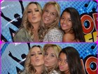 Carla Perez publica foto mandando beijo com Claudia Leitte e filha