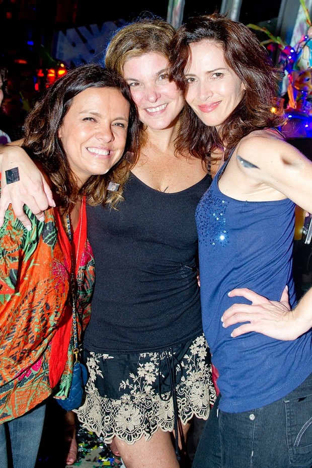 Marcela Muniz, Cristiana Oliveira e Ingra Liberato na festa bailinho, no MAM (Foto: Divulgação / Mariana Vianna)