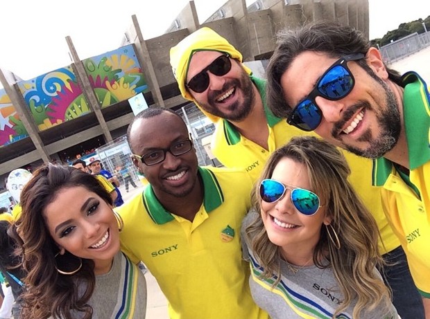 Anitta, Thiaguinho, Fernanda Souza, Thiago Lacerda e Marcos Mion (Foto: Instagram / Reprodução)