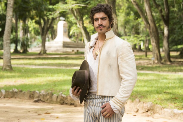 Caio Castro vai interpretar Dom Pedro na novela Novo Mundo (Foto: Globo/César Alves)