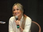 Moleca, Claudia Leitte faz bagunça em visita a rádio carioca