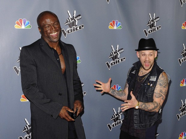 Seal e Joel Madden no lançamento da quarta temporada do ‘The Voice’ em Los Angeles, nos Estados Unidos (Foto: Gus Ruelas/ Reuters)