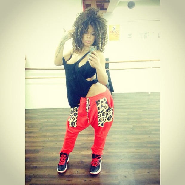 Ariany Nogueira, bailarina do Latino (Foto: Reprodução/Instagram)
